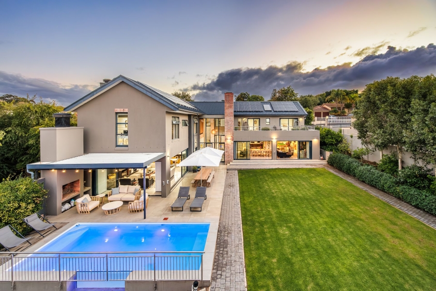 5 Bedroom Property for Sale in Aurora Western Cape